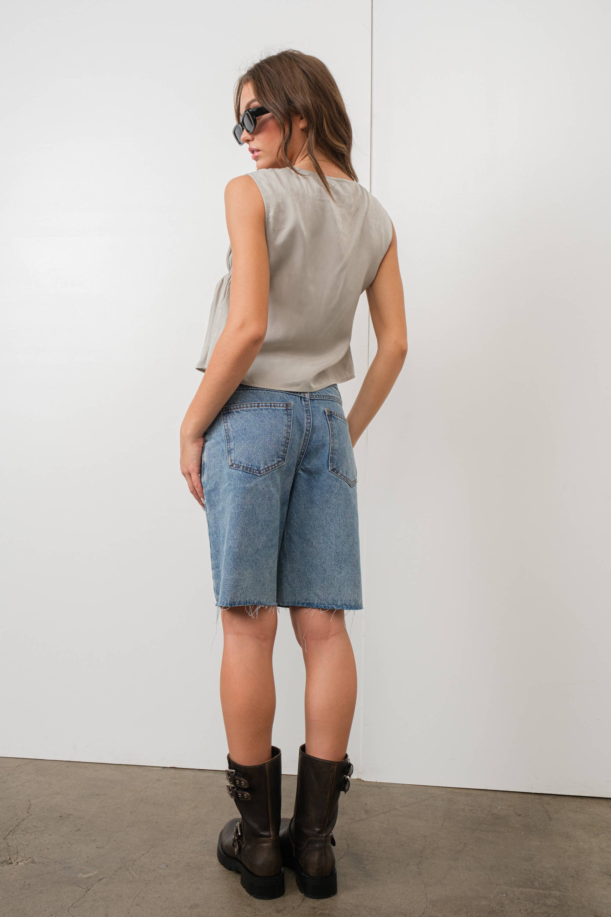 Semi-Cropped Ruched Sleeveless Blouse - Alletse