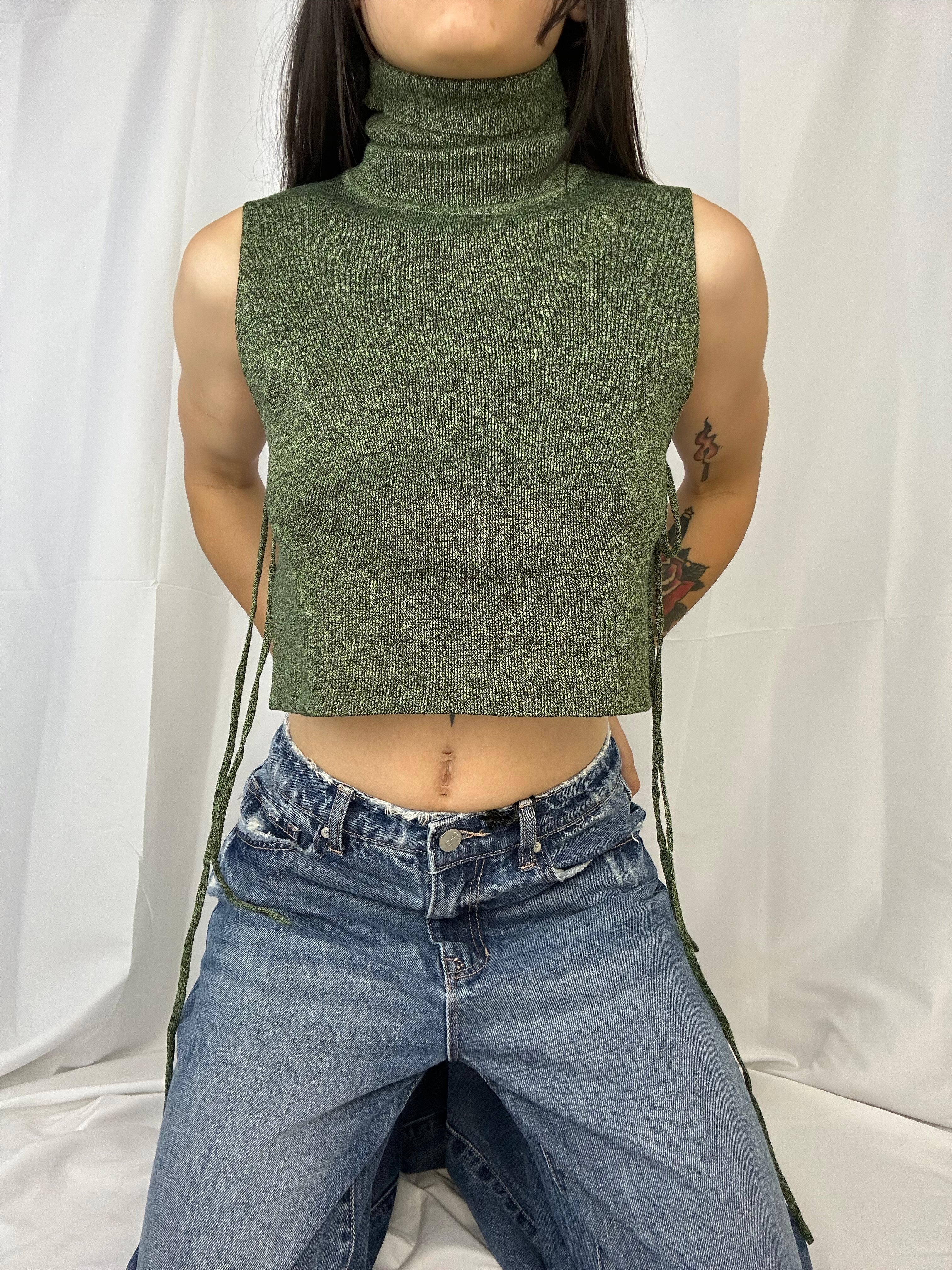 Sleeveless Turtleneck Knit Top - Alletse