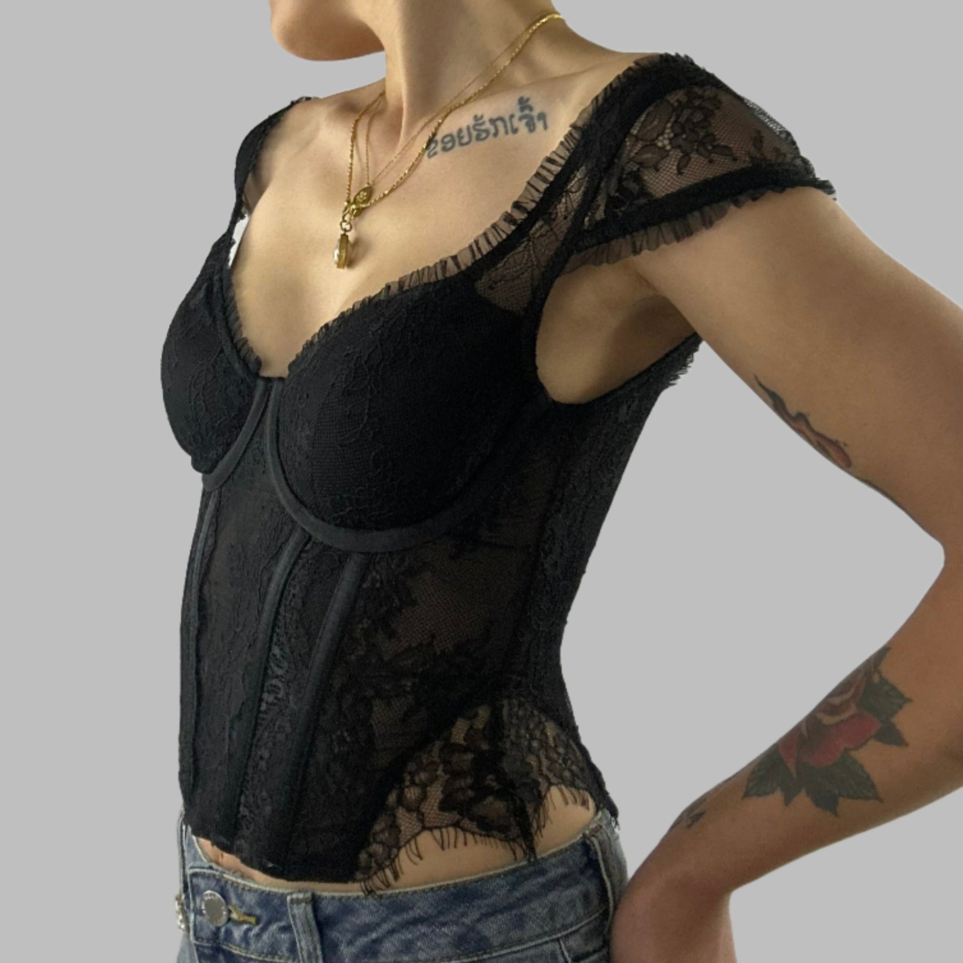 Cropped Lace Bustier Top - Alletse