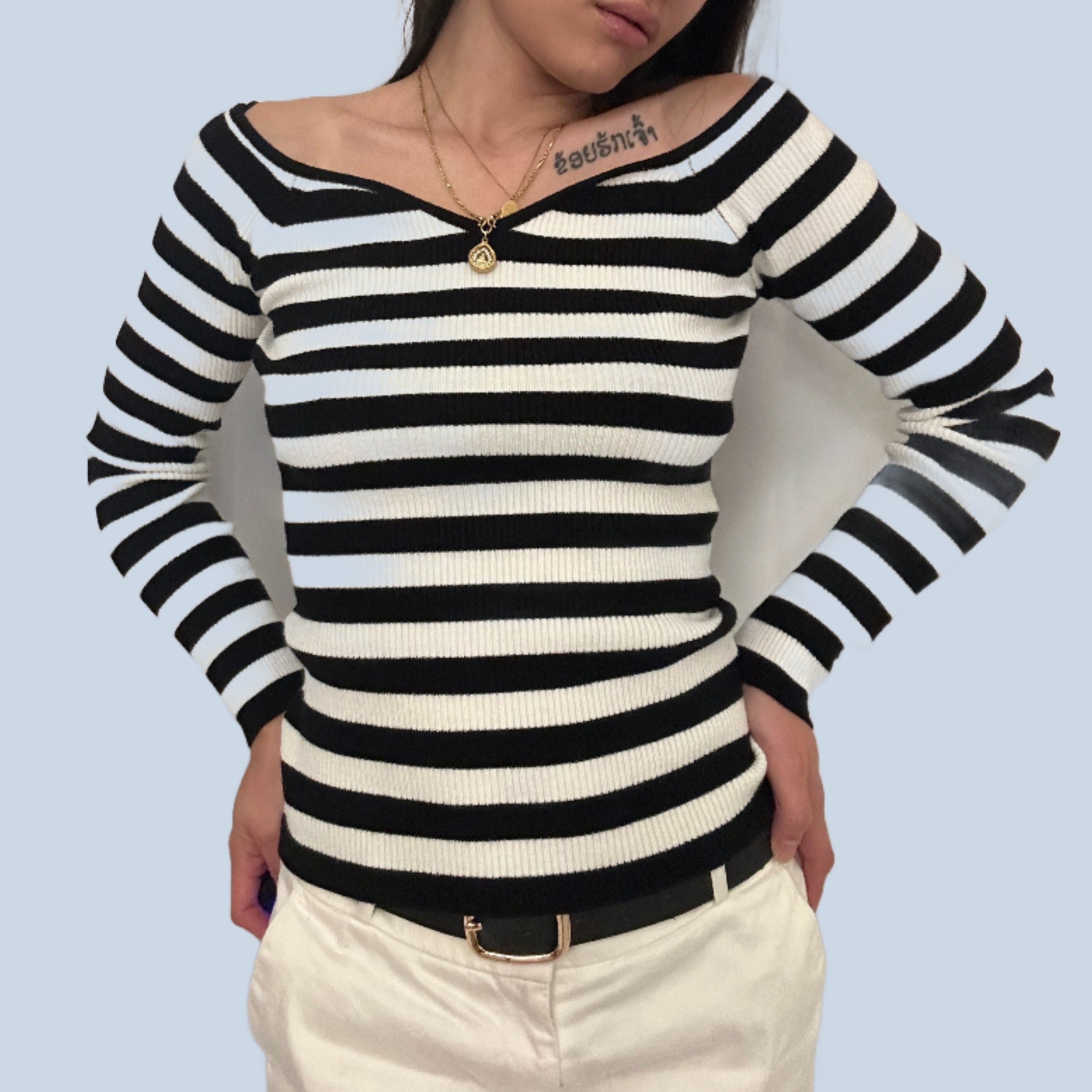 Ribbed Off the Shoulder Sweater - Alletse