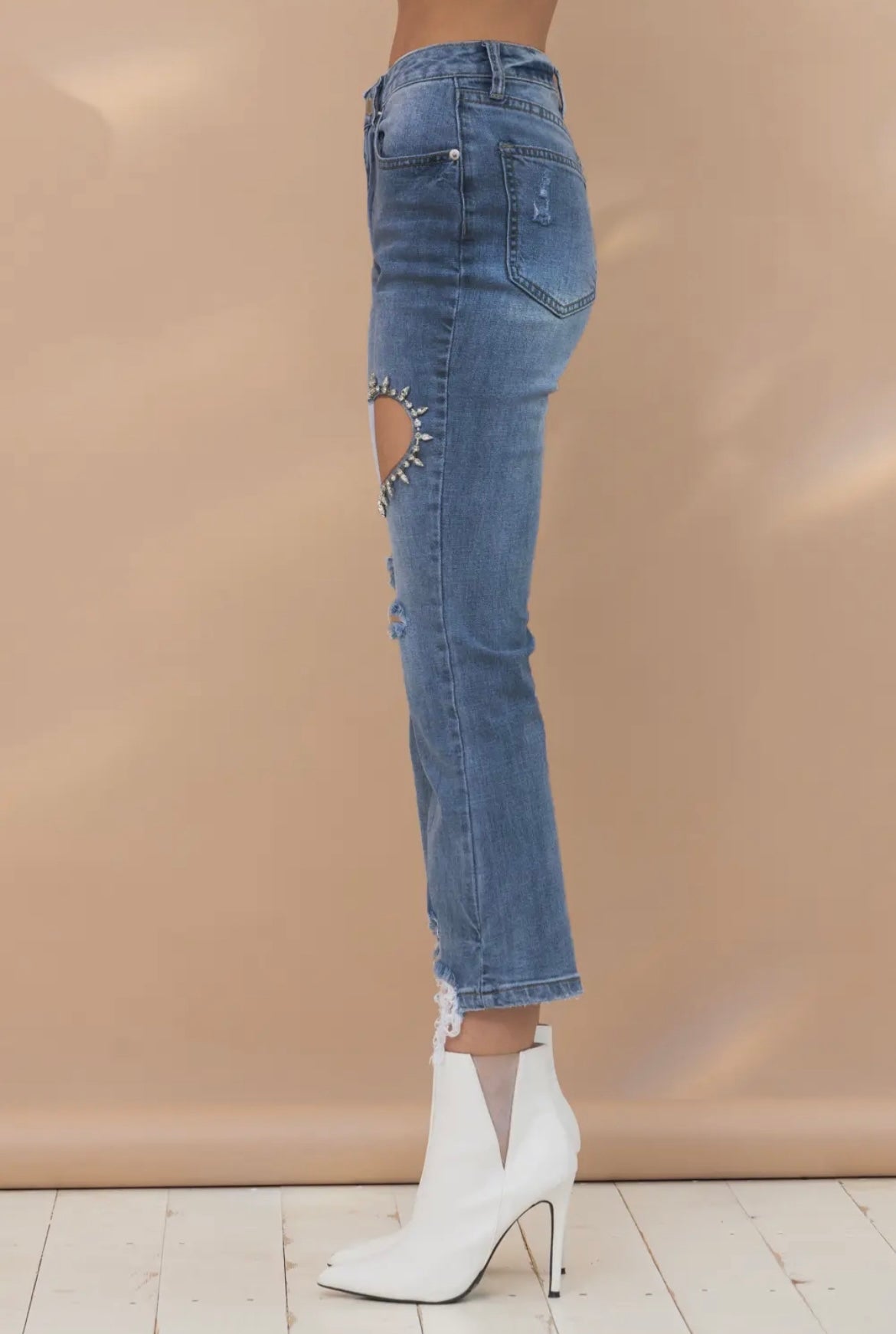 Embellished Heart Ankle Jeans - Alletse