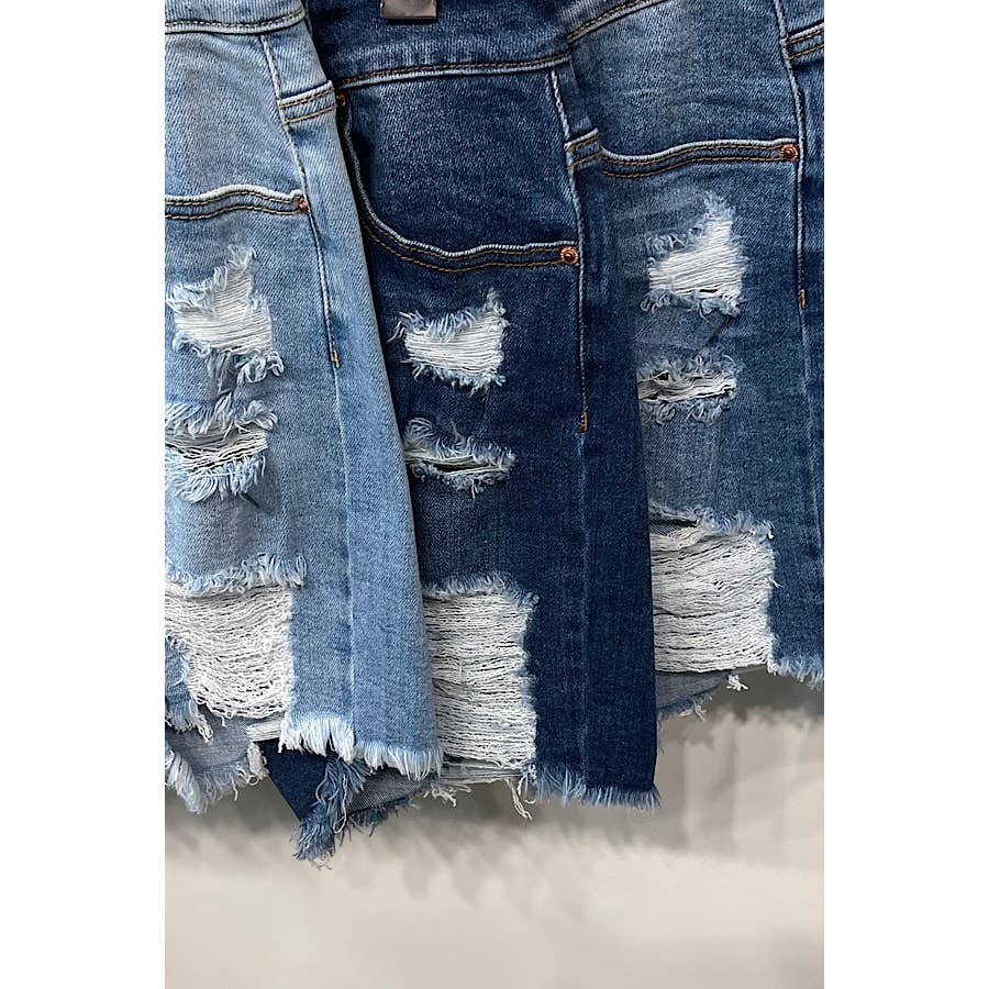 Distressed Denim Mom Shorts - Plus Size - Alletse